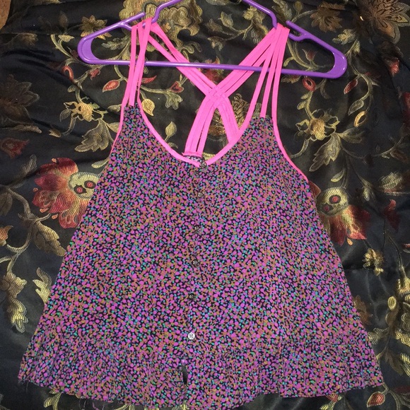 Criss Cross Floral Tank - Picture 1 of 2